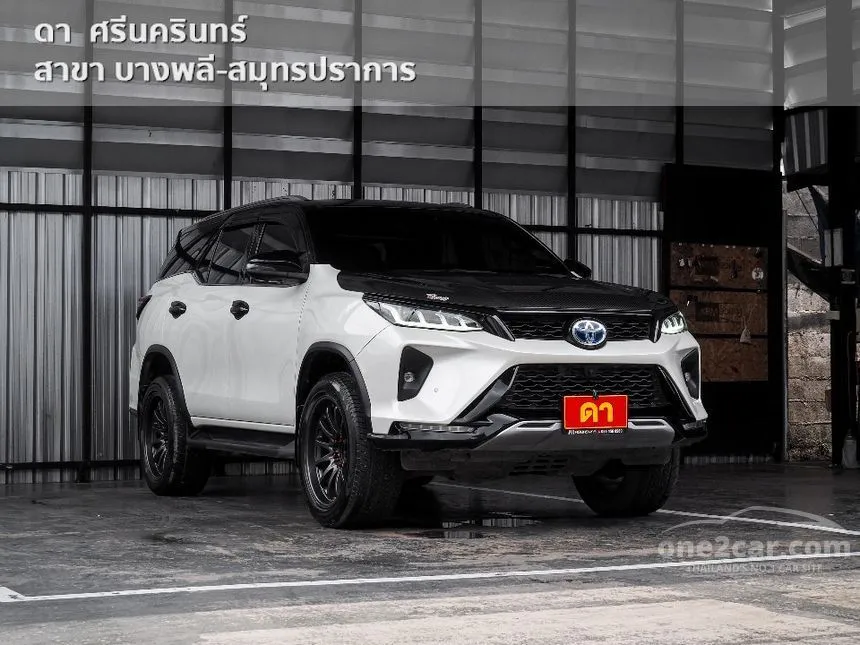 2021 Toyota Fortuner Legender SUV