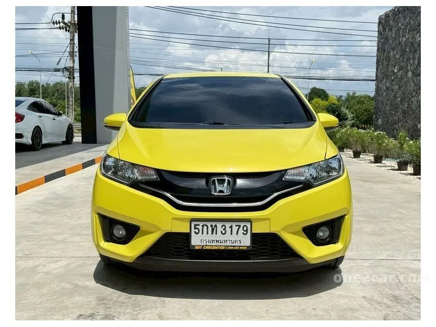 2016 Honda JAZZ SV Hatchback