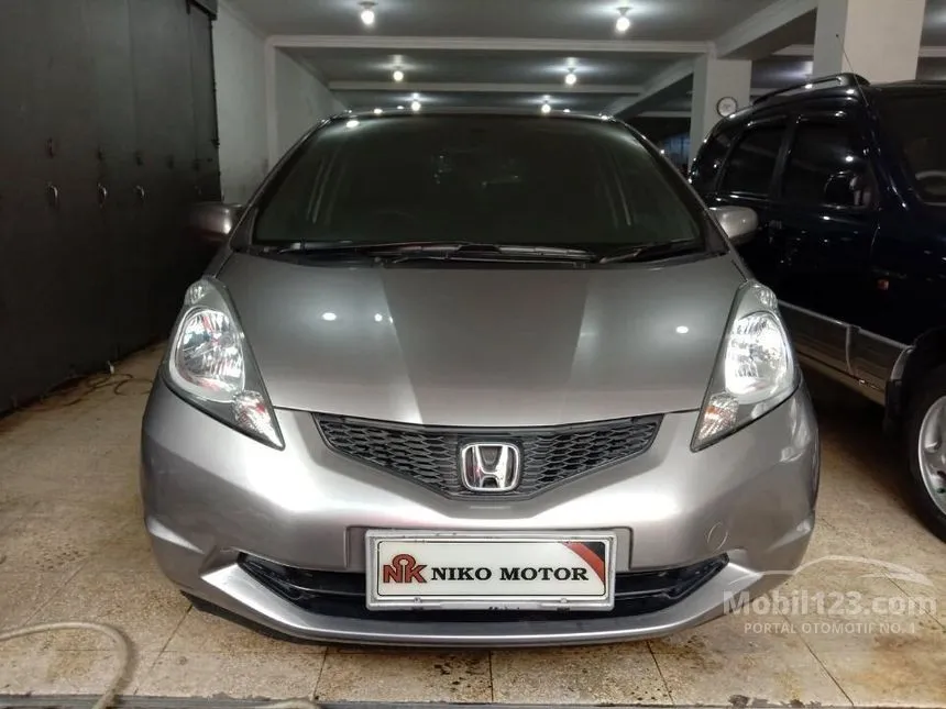 Jual Mobil Honda Jazz 2009 RS 1.5 di Jawa Barat Automatic Hatchback Abu