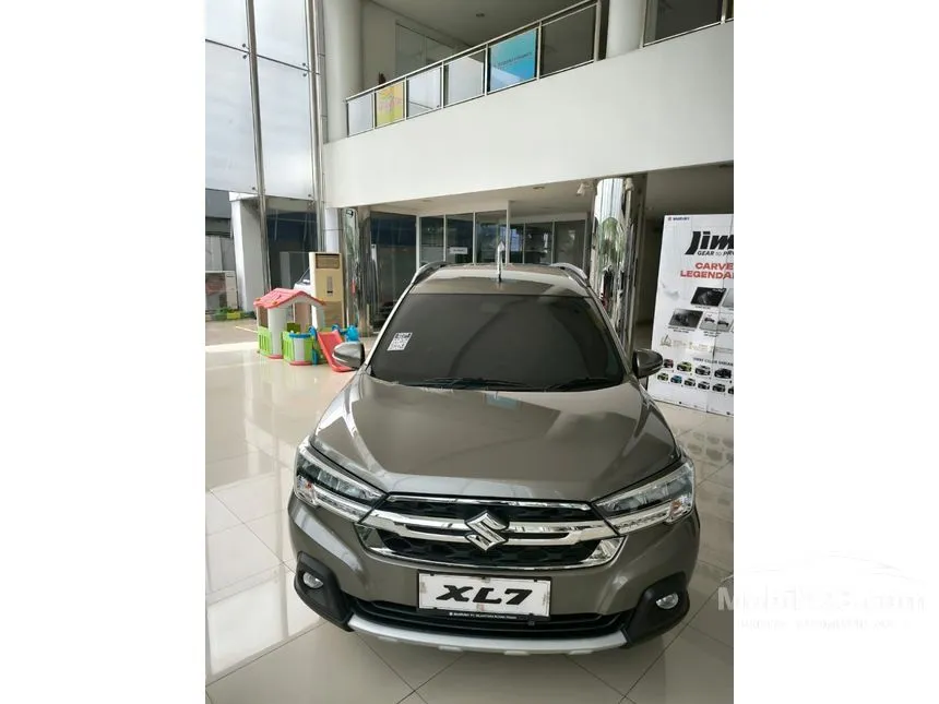 Jual Mobil Suzuki XL7 2024 ZETA 1.5 di Jawa Barat Manual Wagon Abu