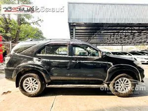 2014 Toyota FORTUNER 2.5 V SUV