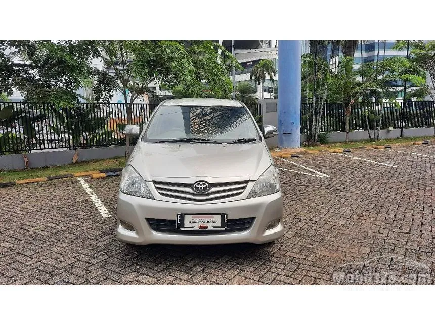 Jual Mobil Toyota Kijang Innova 2009 E 2.5 di DKI Jakarta Manual MPV Silver Rp 155.000.000
