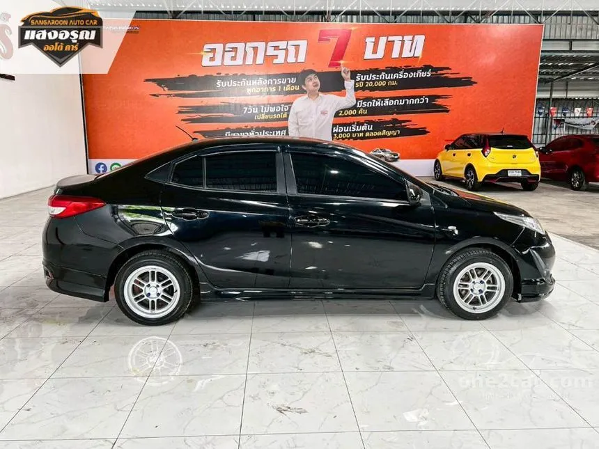 2019 Toyota Yaris Ativ J Sedan