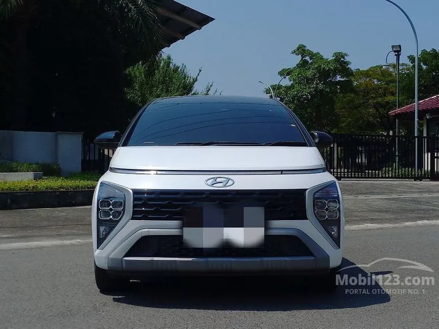 Jual Mobil Hyundai Stargazer 2022 Prime 1.5 di Jawa Timur Automatic Wagon Putih Rp 248.000.001