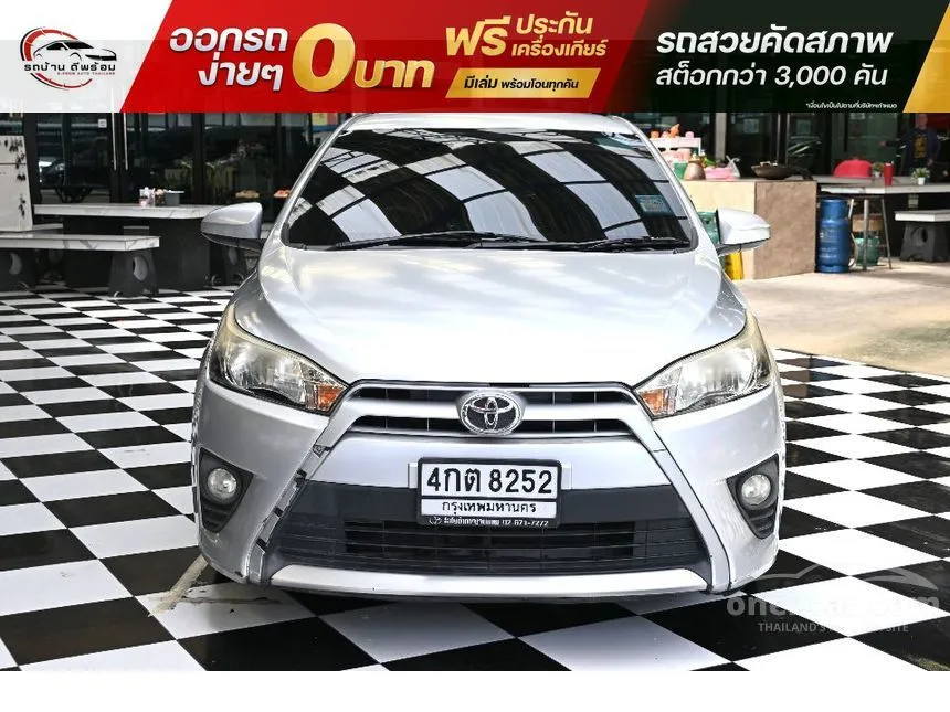 2015 Toyota YARIS E Hatchback