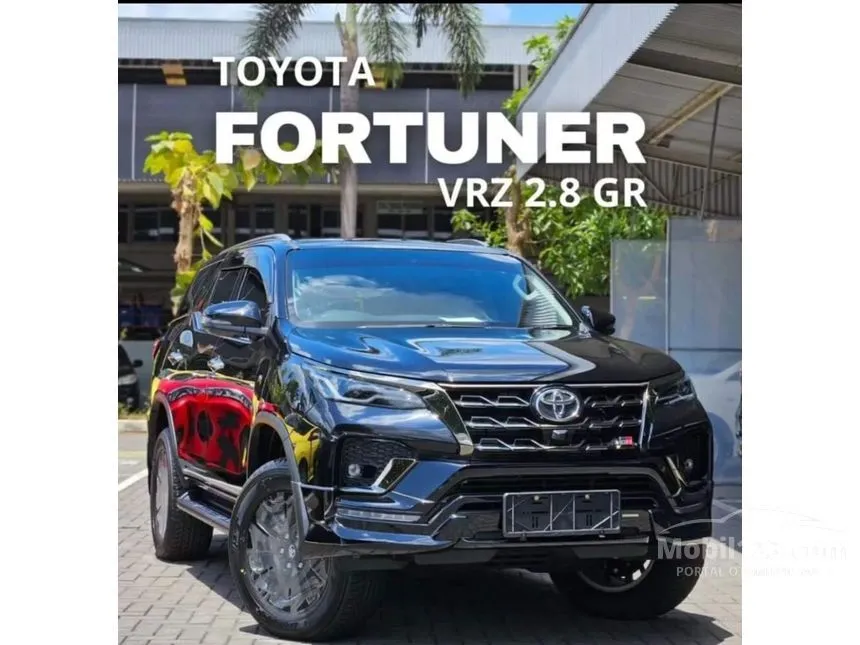 Jual Mobil Toyota Fortuner 2024 VRZ 2.8 di DKI Jakarta Automatic SUV Silver Rp 547.000.000