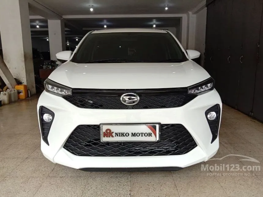 Jual Mobil Daihatsu Xenia 2023 R 1.3 di Jawa Barat Manual MPV Putih Rp 179.500.000