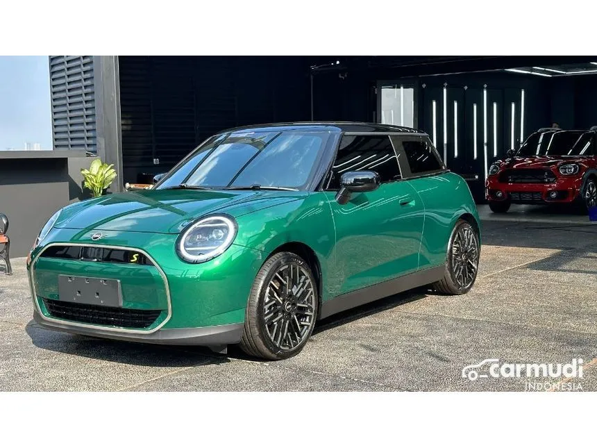2024 MINI Cooper S Electric Resolute Edition 3 Door Hatchback