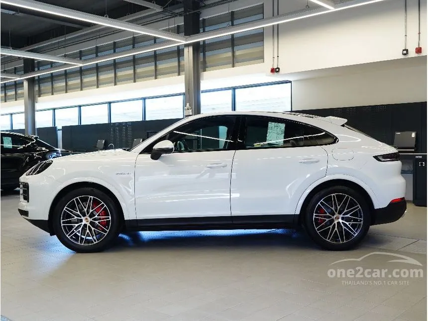 2026 Porsche CAYENNE S E-Hybrid Coupe