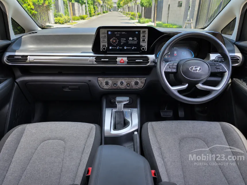 2024 Hyundai Stargazer Essential MPV