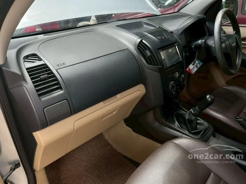 2017 Isuzu D-MAX S Cab-4 Pickup