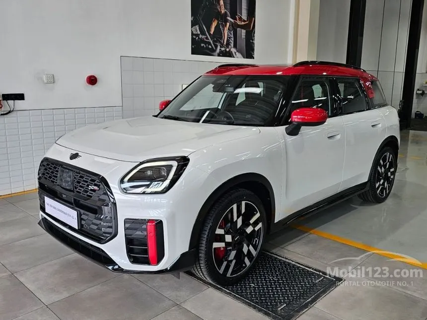 Jual Mobil MINI Countryman 2024 John Cooper Works ALL4 2.0 di Sulawesi Selatan Automatic SUV Putih Rp 1.548.000.000