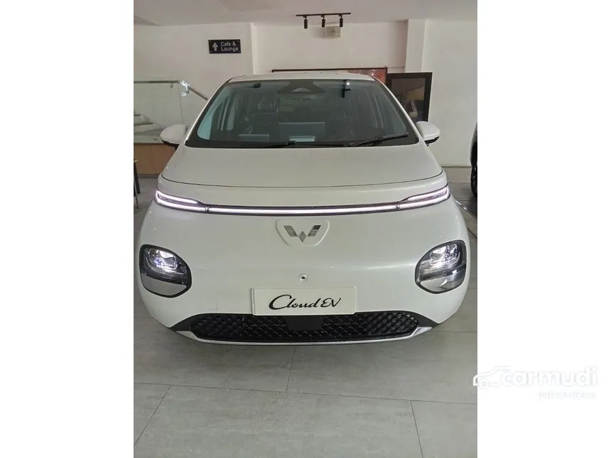 Jual Mobil Wuling Cloud 2024 EV di Banten Automatic Hatchback Lainnya Rp 379.999.999