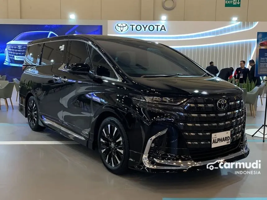 2025 Toyota Alphard HEV (Non Premium Color) MPV