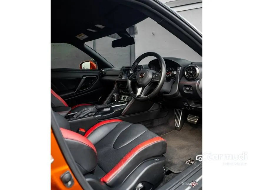 2022 Nissan GT-R Premium Coupe