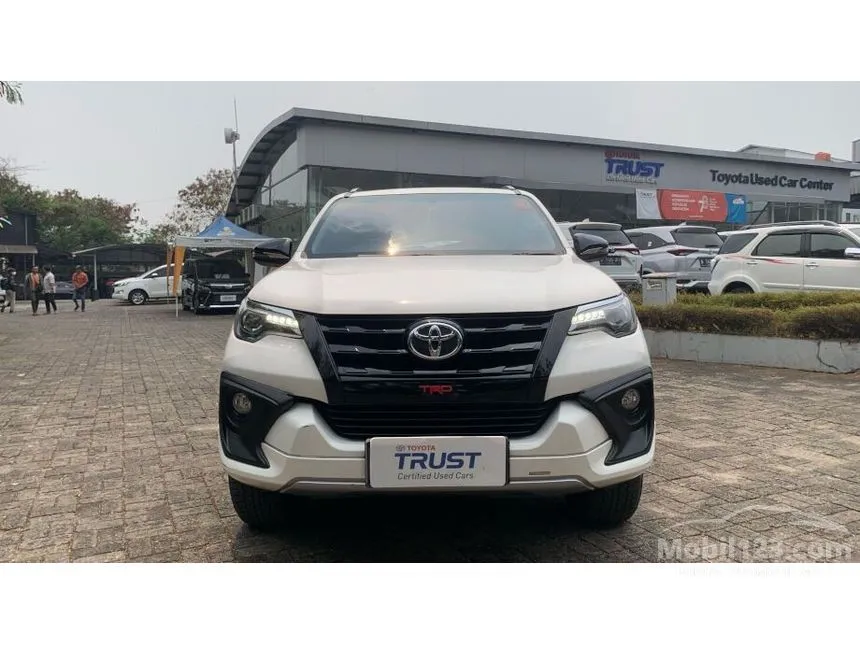 Jual Mobil Toyota Fortuner 2018 TRD 2.4 di DKI Jakarta Automatic SUV Putih Rp 393.000.000