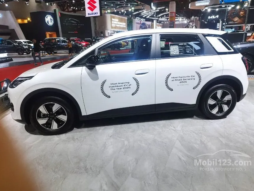 2026 GAC AION UT Standard Hatchback
