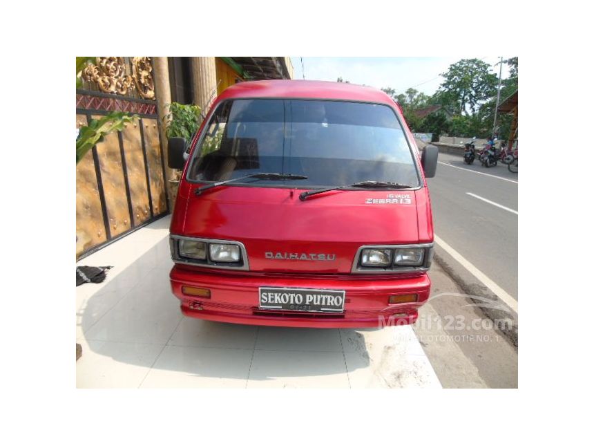 Jual Mobil  Daihatsu Zebra  1992 1 3  di Jawa Timur Manual 