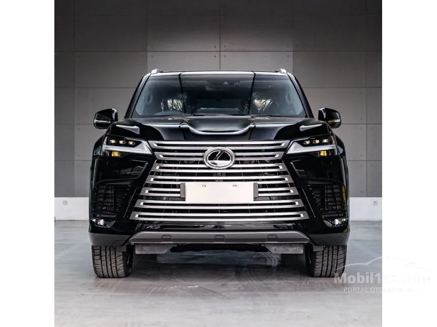 2023 Lexus LX600 VIP Wagon