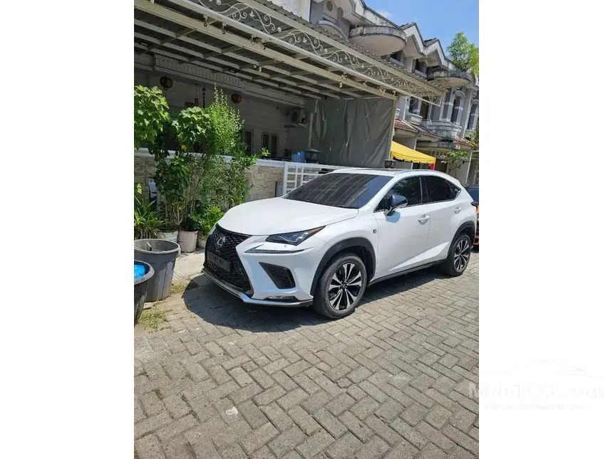 Jual Mobil Lexus NX300 2020 F