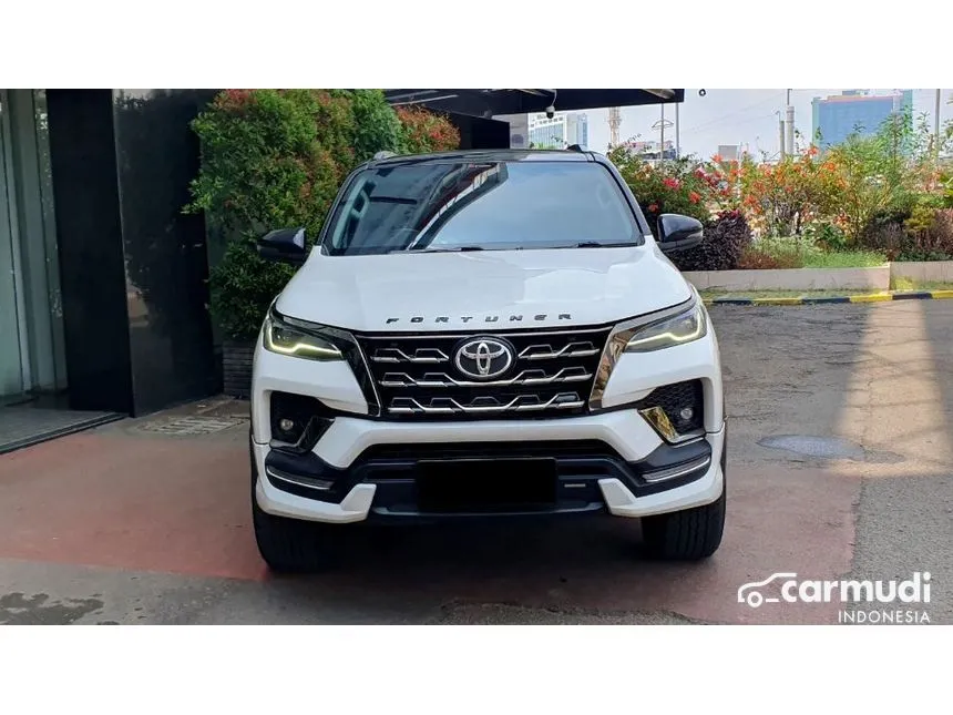 Jual Mobil Toyota Fortuner 2018 VRZ TRD 4X2 2.4 di DKI Jakarta Automatic SUV Putih Rp 393.000.000