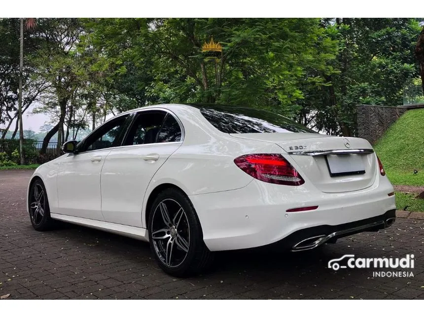 2017 Mercedes-Benz E300 AMG Line Sedan