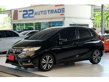 2017 Honda Jazz 1.5 (ปี 14-18) RS i-VTEC Hatchback