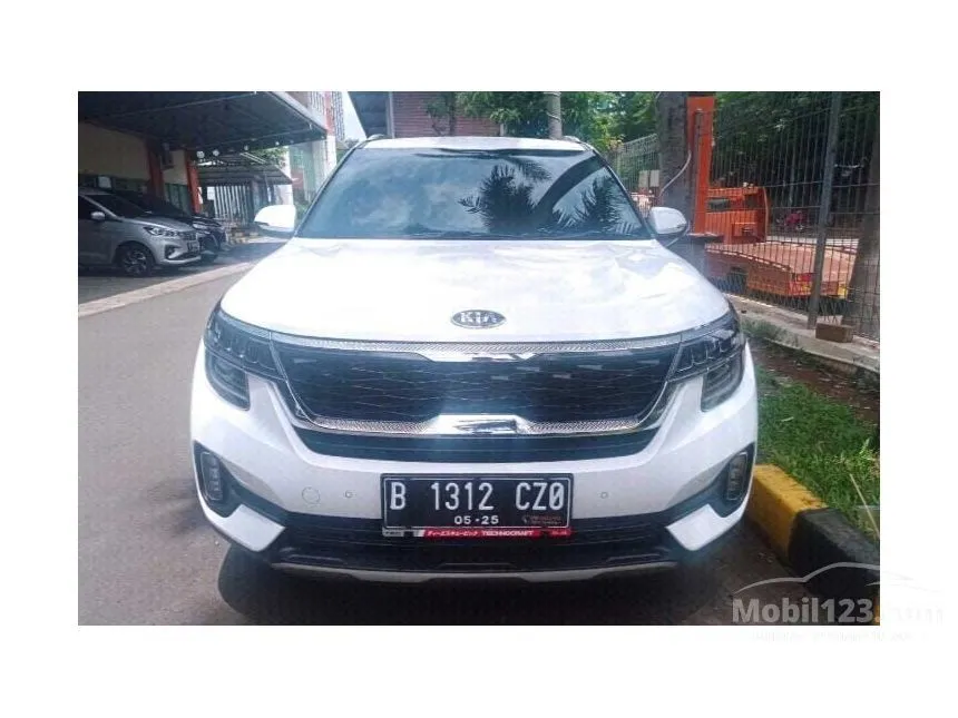 Jual Mobil KIA Seltos 2020 EX 1.4 di Jawa Barat Automatic Wagon Putih Rp 218.000.000