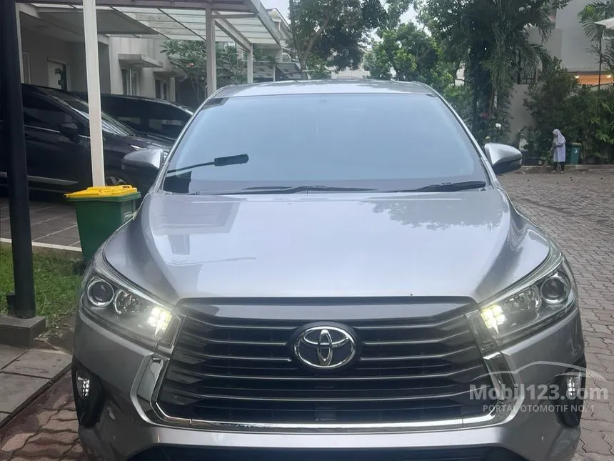 Jual Mobil Toyota Kijang Innova 2021 V 2.4 di DKI Jakarta Automatic MPV Silver Rp 385.000.000