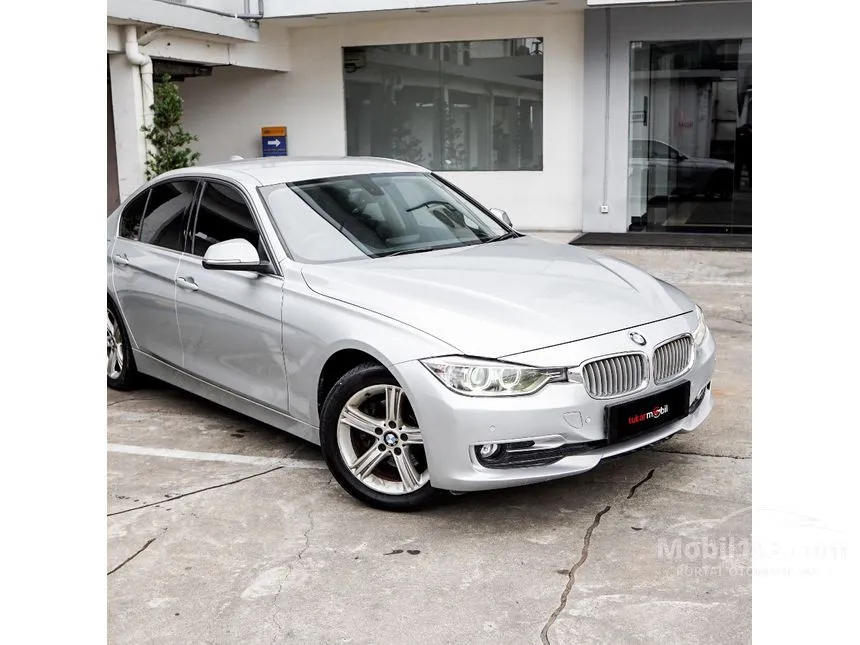 Jual Mobil BMW 320d 2013 Modern Line 2.0 di DKI Jakarta Automatic Sedan Abu