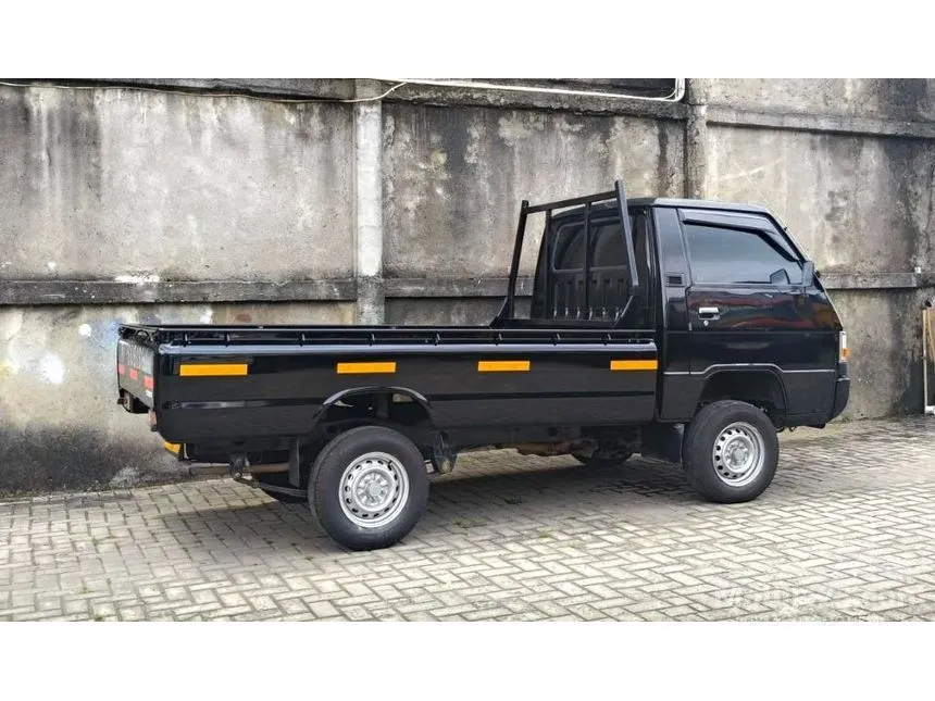 2025 Mitsubishi Colt L300 Cab Chassis Pickup