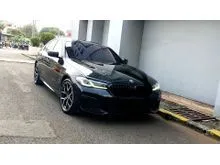 2023 BMW 520i 2.0 M Sport Sedan G30 LCi AT 2023 2024