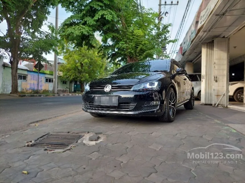 Jual Mobil Volkswagen Golf 2014 TSI 1.4 di Jawa Timur Automatic Hatchback Hitam Rp 233.000.000