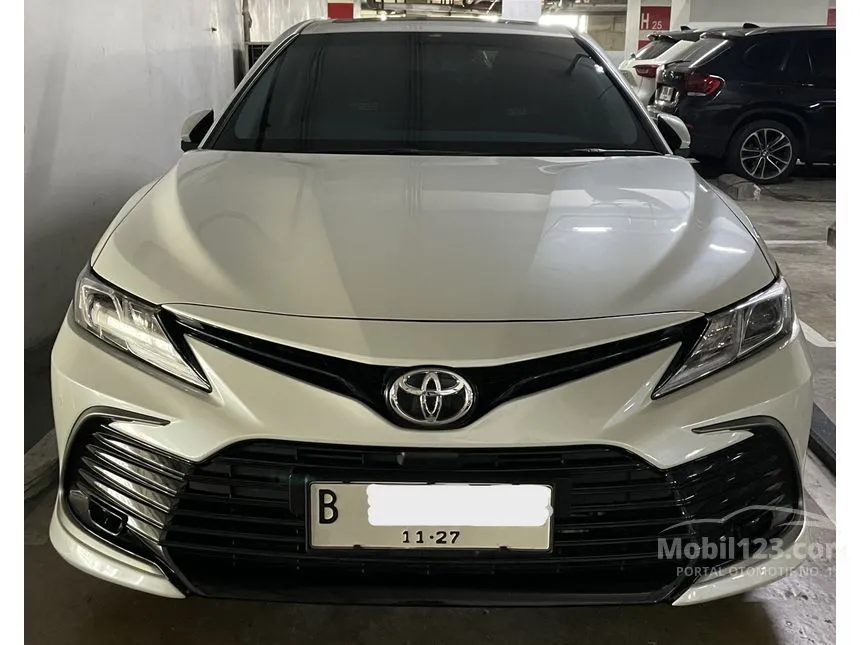 Jual Mobil Toyota Camry 2022 V 2.5 di DKI Jakarta Automatic Sedan Putih Rp 560.000.000