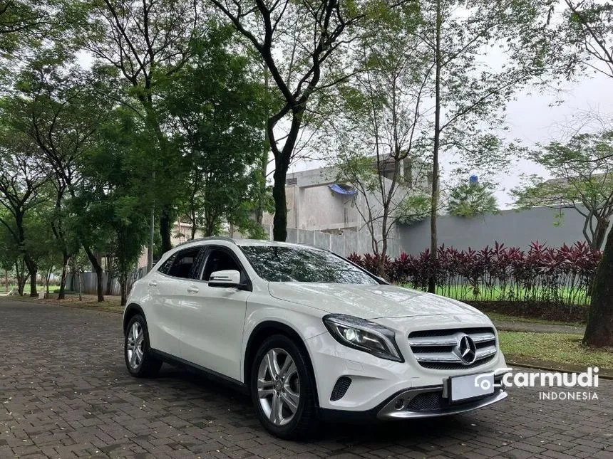 2015 Mercedes-Benz GLA200 Urban SUV