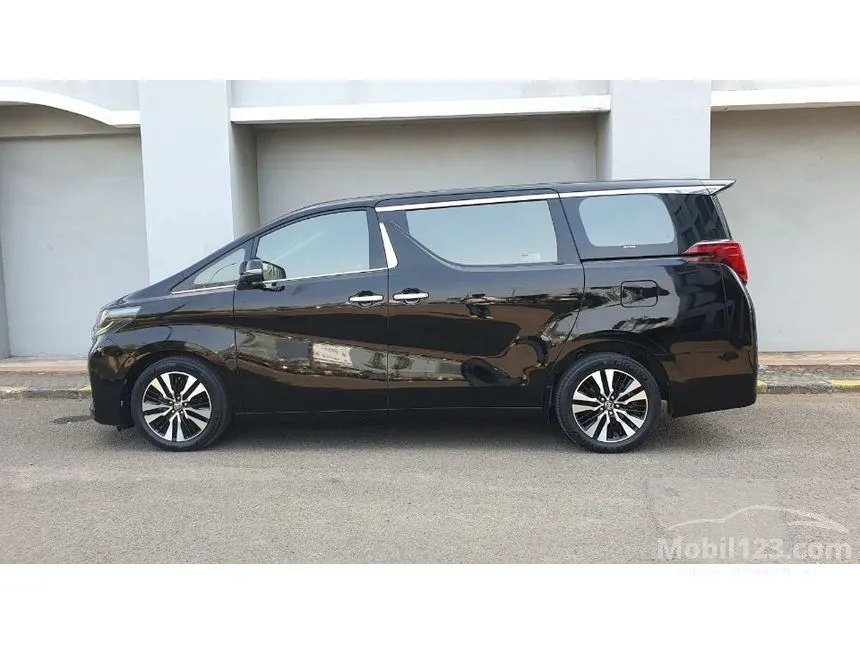2018 Toyota Alphard G MPV