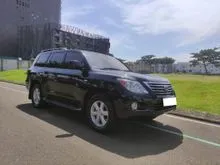 LOW KM! KONDISI ISTIMEWAH! Lexus LX570 5.7 AT 2011 MOBIL SANGAT PERAWATAN SERVICE RUTIN NO MULFUNCTION. BEBAS TABRAK DAN BANJIR. SIAP PAKAI