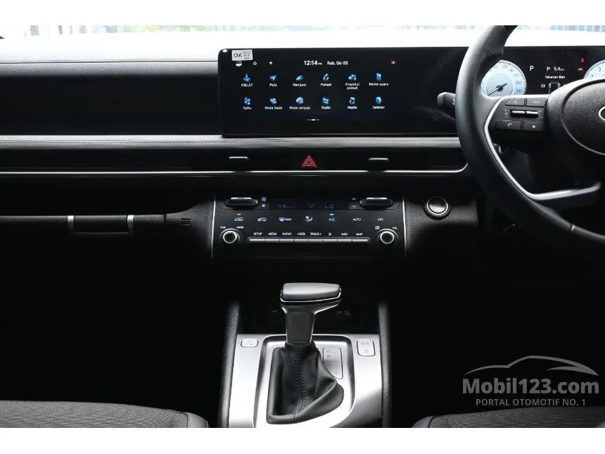 2025 Hyundai Stargazer Cartenz Prime HSS Captain Seat 6 Seater MPV