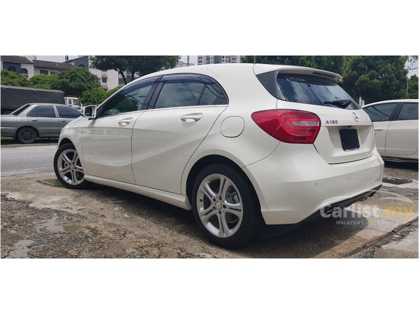 Mercedes-Benz A180 2014 1.6 in Selangor Automatic Hatchback White for