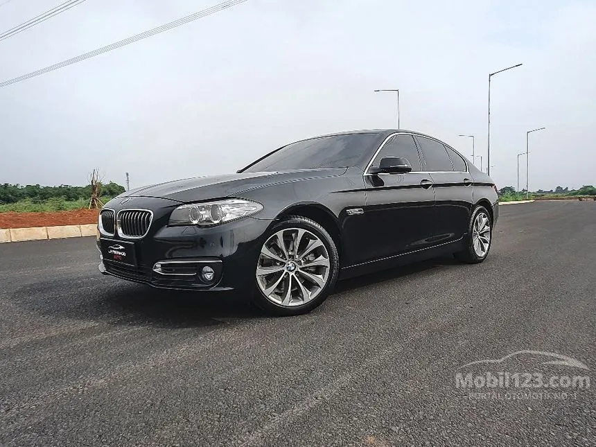 Jual Mobil BMW 520i 2014 Modern 2.0 di Banten Automatic Sedan Hitam Rp 345.000.000