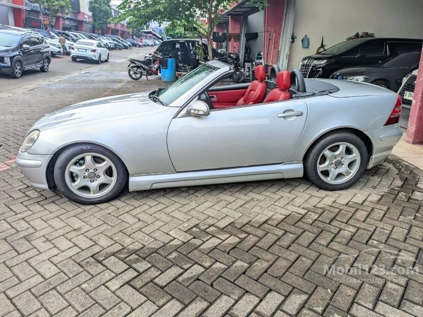 2000 Mercedes-Benz SLK230 Kompressor Convertible