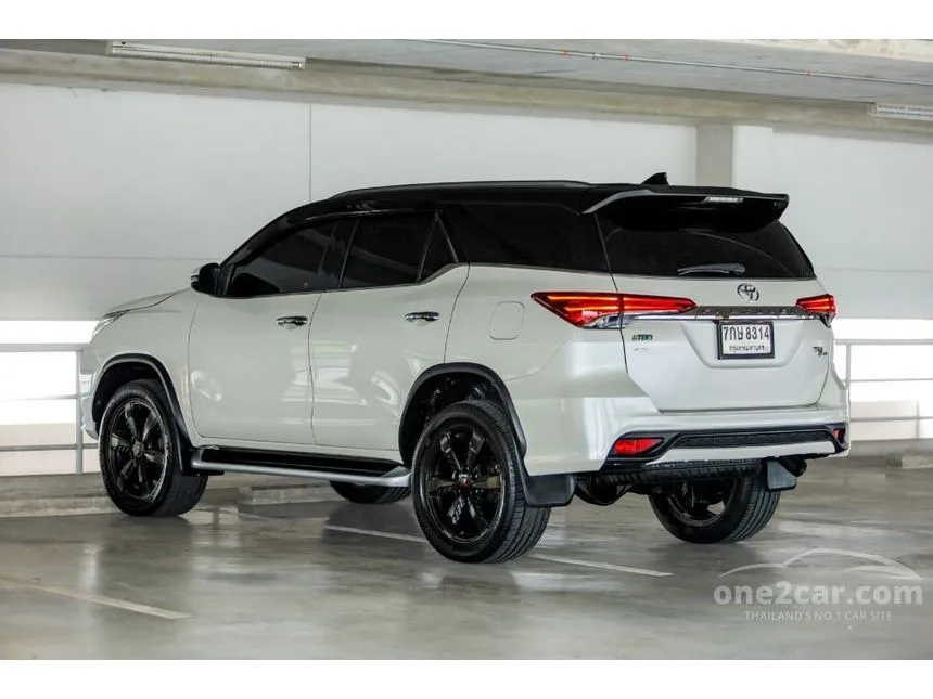 2018 Toyota FORTUNER TRD Sportivo (2-Tone) SUV