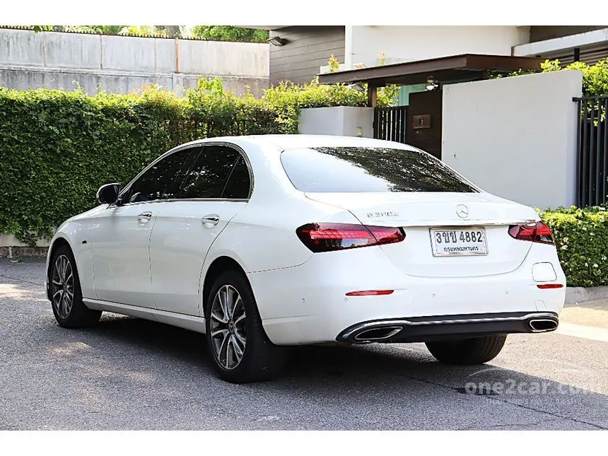 2022 Mercedes-Benz E300 e Avantgarde Sedan