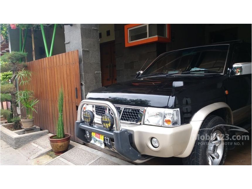 Jual Mobil Nissan Terrano 2003 Kingsroad K1 2.4 di Jawa 