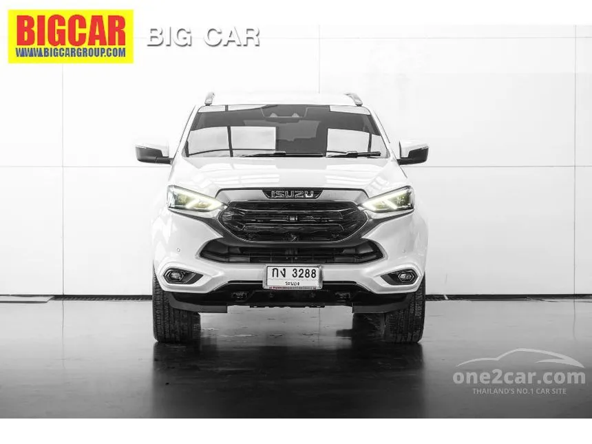 2022 Isuzu MU-X Ultimate SUV