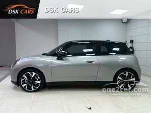 2025 Mini COOPER SE 3-Door Hatchback