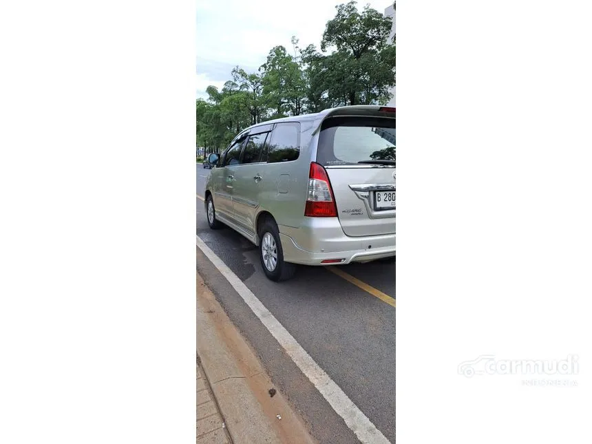 2013 Toyota Kijang Innova V Luxury MPV