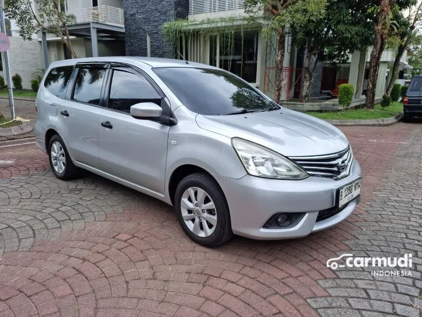 Jual Mobil Nissan Grand Livina 2013 SV 1.5 di Yogyakarta Automatic MPV Silver Rp 90.000.000