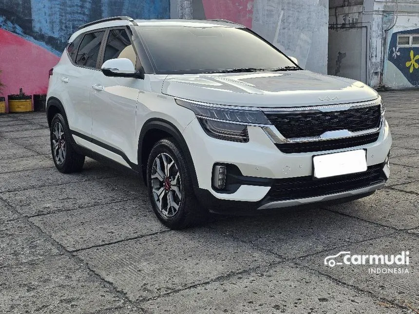 2022 KIA Seltos EX+ SUV
