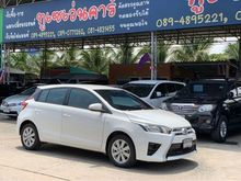 2015 Toyota Yaris 1.2 (ปี 13-17) J Hatchback